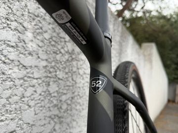 Gebrauchtes Specialized Diverge Comp Carbon 2022 2022 Road & Gravel, Schwarz — Bild 1 von 4