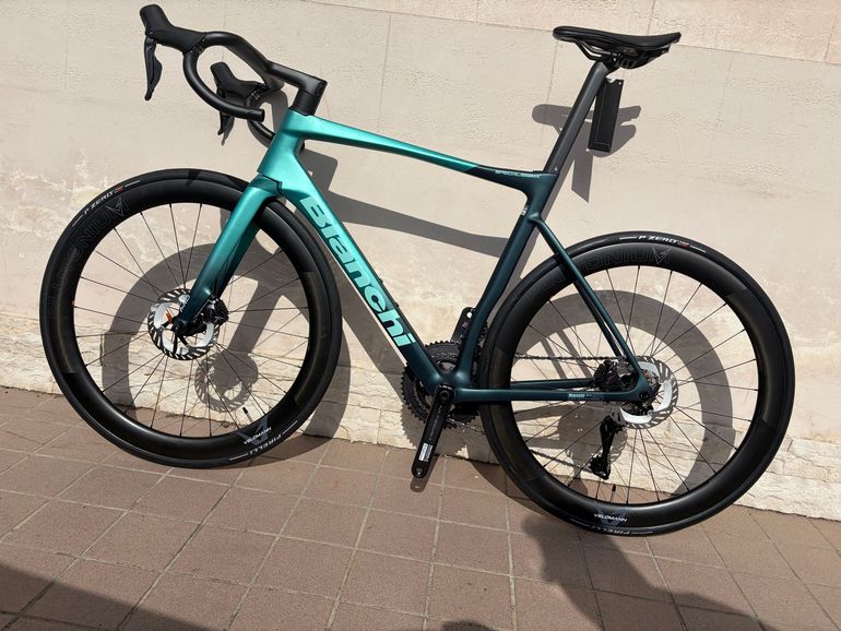 Bianchi Specialissima PRO FORCE AXS E1 2026 2026 Road & Gravel usato, Verde — immagine 9 di 14