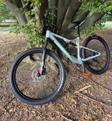 Gebrauchtes Orbea OIZ H10 2025 2025 Mountainbike, Hellgrau — Bild 2 von 4