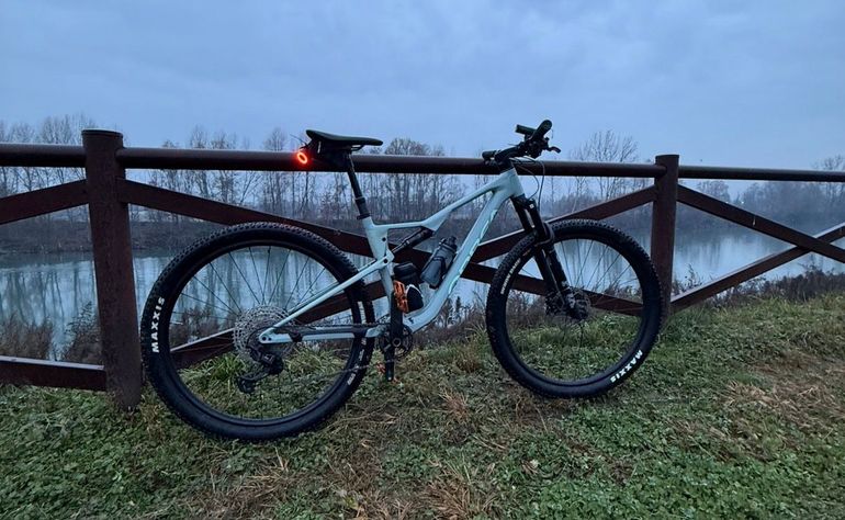 Gebrauchtes Orbea OIZ H10 2025 2025 Mountainbike, Hellgrau — Bild 3 von 4