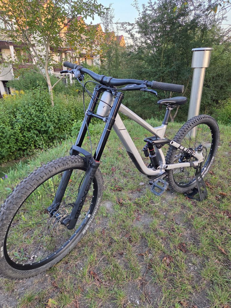 Gebrauchtes CUBE TWO15, PRO 27.5 2025 2025 Mountainbike, Hellgrau, 27.5 — Bild 50 von 52