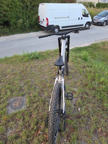 Gebrauchtes CUBE TWO15, PRO 27.5 2025 2025 Mountainbike, Hellgrau, 27.5 — Bild 45 von 52