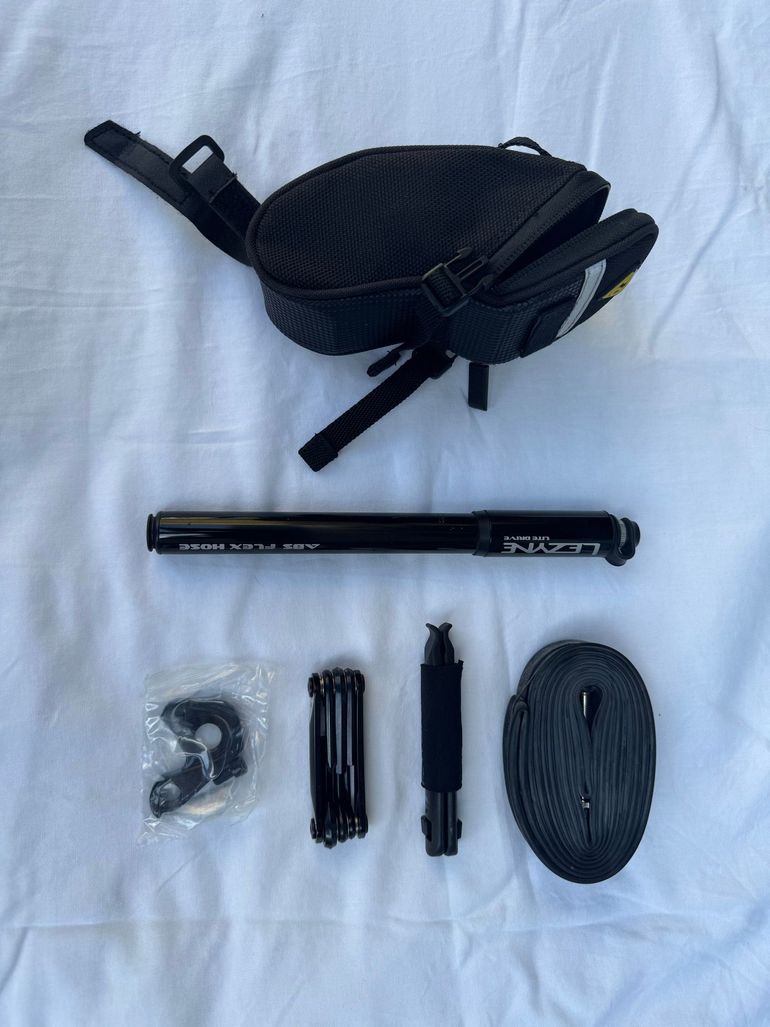 Used Massi Custom Shimano Ultegra Di2 2023 Road & Gravel, Black — image 9 of 11