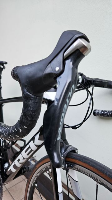 Trek Domane SL 6 2017 2017 Road & Gravel d'occasion — image 4 sur 12