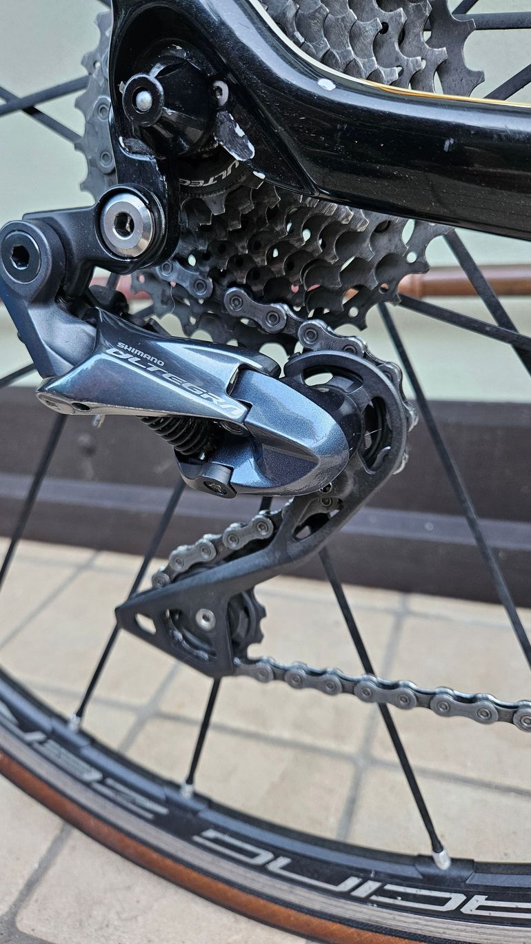 Trek Domane SL 6 2017 2017 Road & Gravel d'occasion — image 6 sur 12