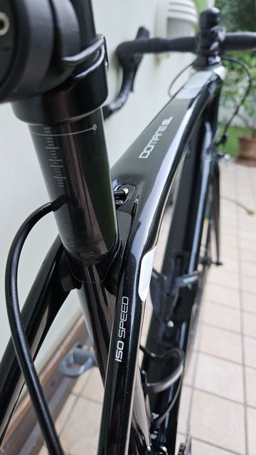 Trek Domane SL 6 2017 2017 Road & Gravel d'occasion — image 9 sur 12