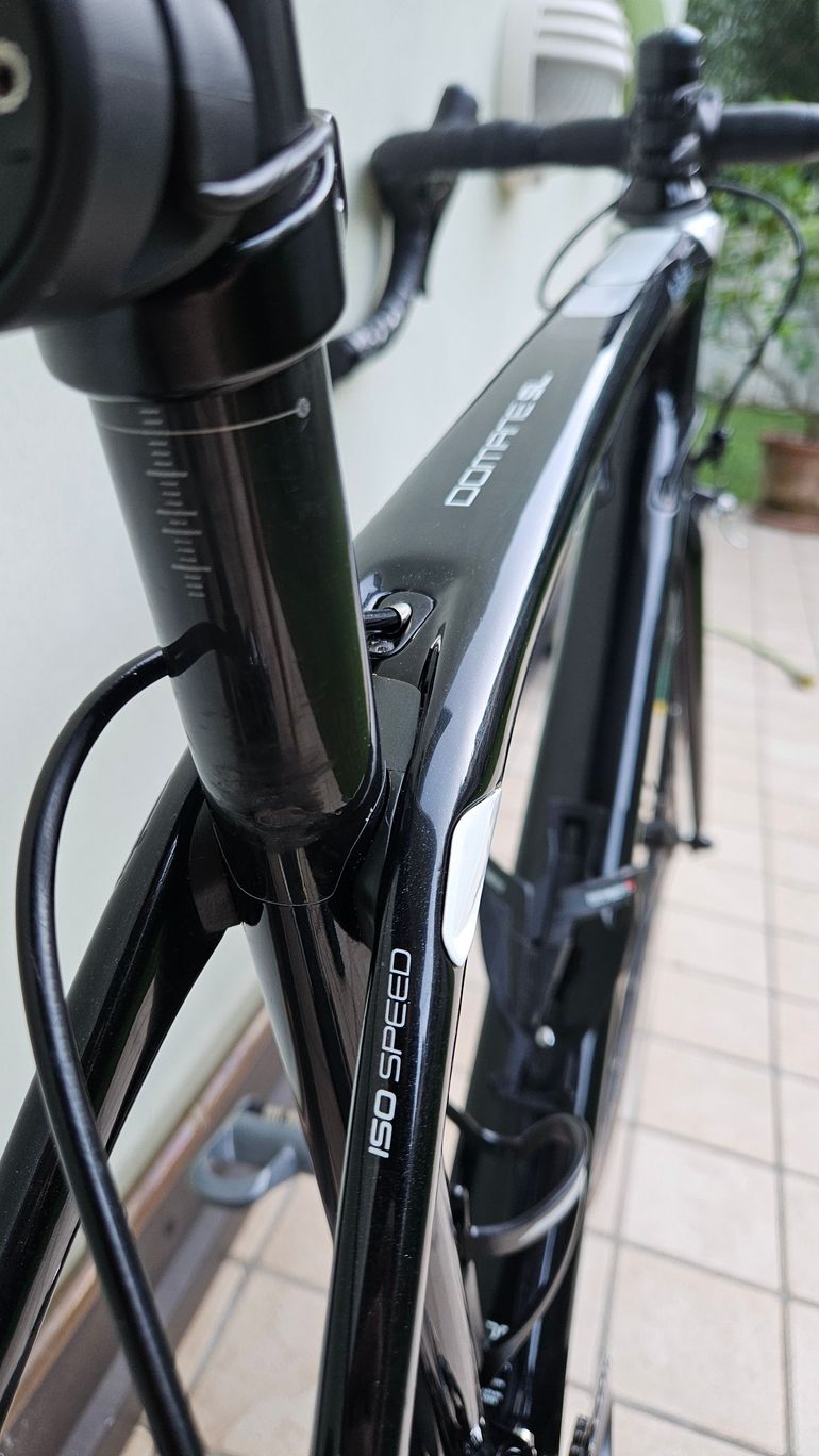 Trek Domane SL 6 2017 2017 Road & Gravel d'occasion — image 9 sur 12