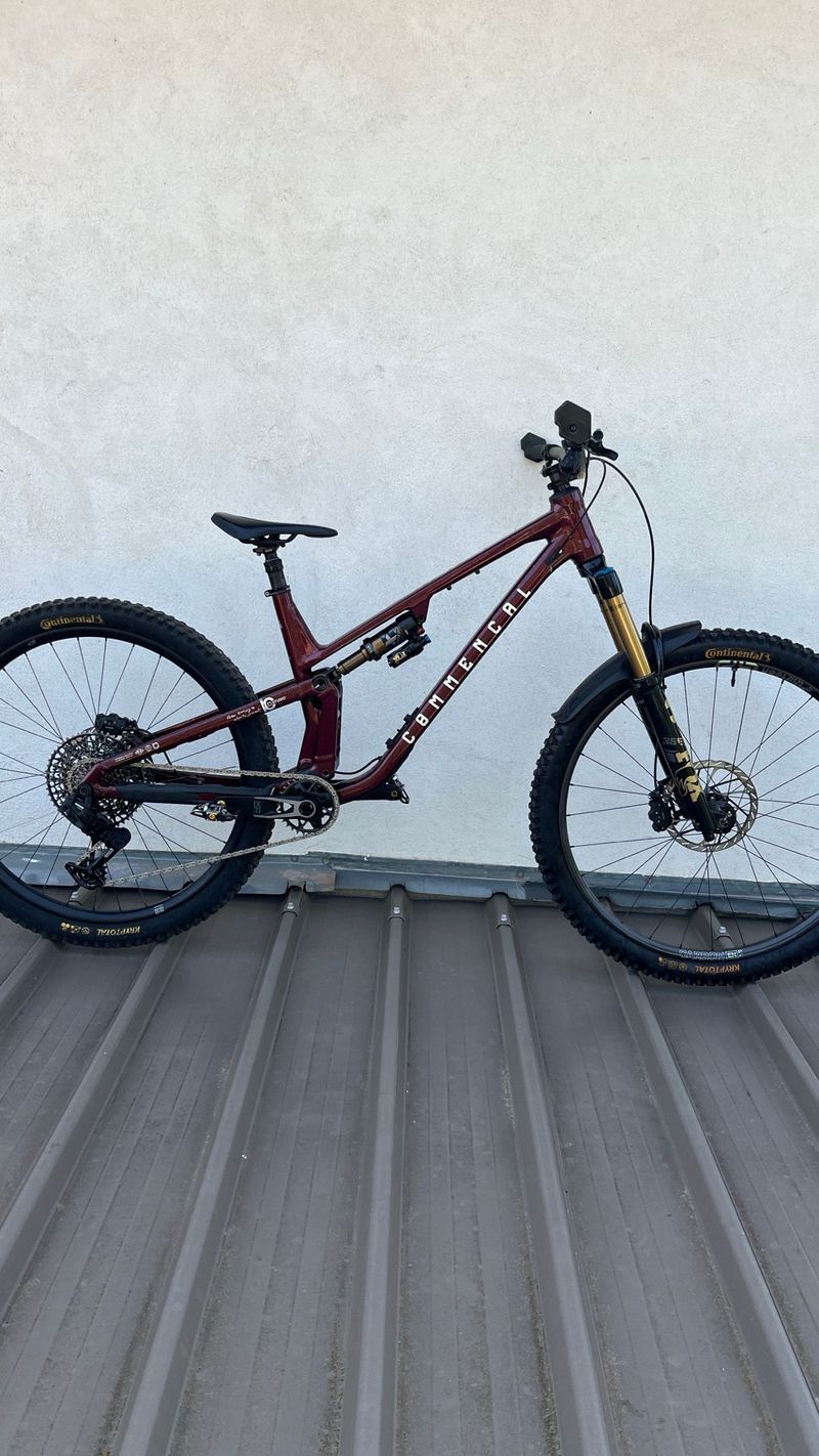 Used Commencal META V5 SIGNATURE PURE 2027 2027 MTB