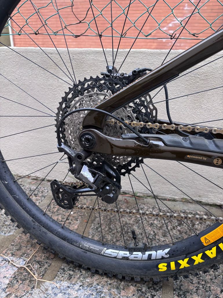 Used Orbea Wild M10 2025 2025 Mountainbike, Orange, 29 — image 3 of 7