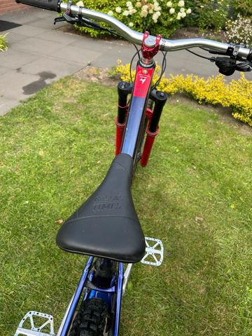 Used Nukeproof Mega 275c RS 2019 2019 Mountainbike, Red, 27.5 — image 14 of 15