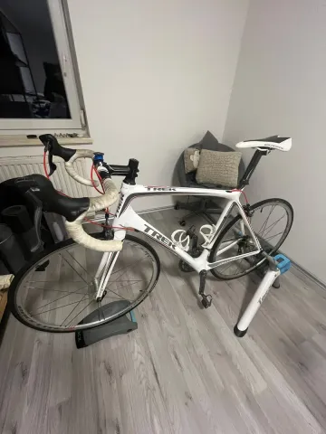 Tweedehands Trek Madone 5.2 H2 Compact 2014 2014 Road & Gravel — afbeelding 1 van 3