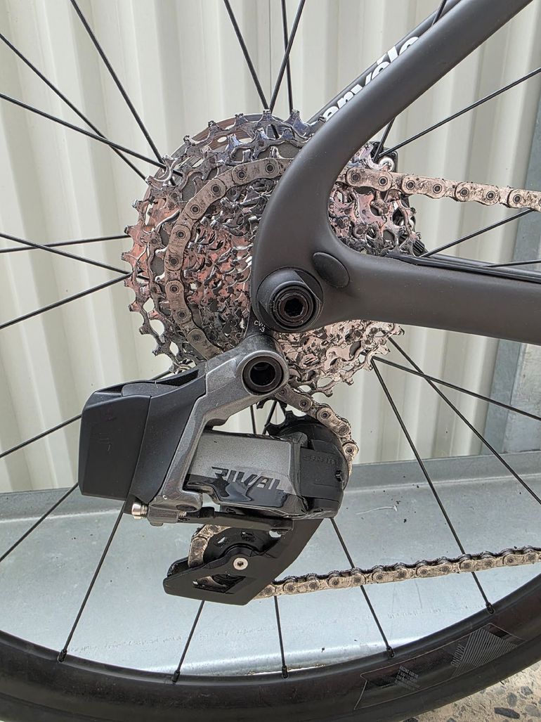 Gebrauchtes Cervélo Caledonia-5 SRAM Rival eTap AXS 2024 Road & Gravel, Schwarz — Bild 2 von 6
