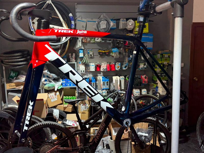 Used Trek Émonda SLR 7 2021 Frameset 2021 Road & Gravel