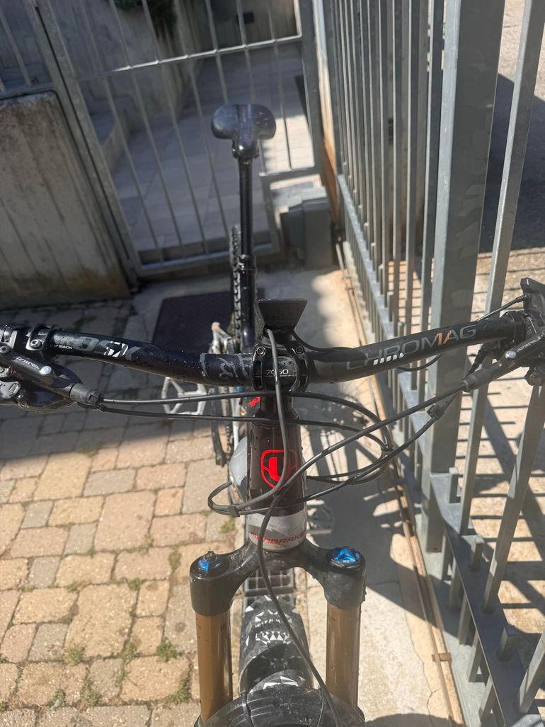Mondraker Crafty RR 2021 2021 Mountainbike de segunda mano, Negro — imagen 6 de 15