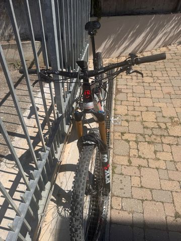 Mondraker Crafty RR 2021 2021 Mountainbike de segunda mano, Negro — imagen 14 de 15