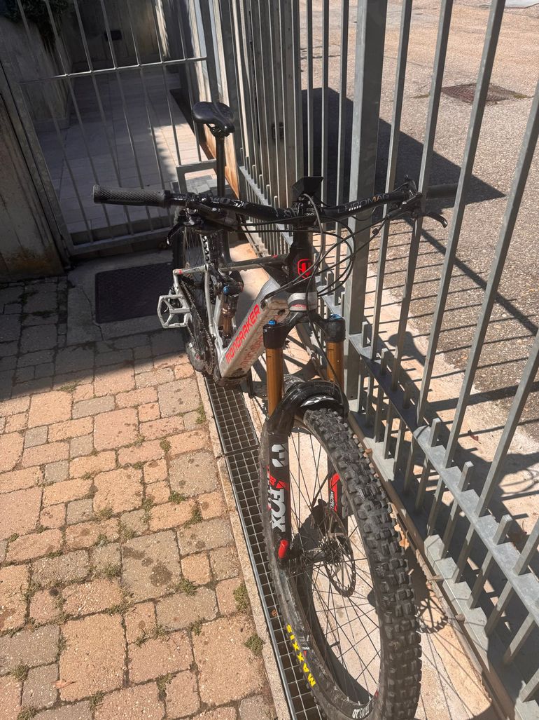 Mondraker Crafty RR 2021 2021 Mountainbike de segunda mano, Negro — imagen 8 de 15
