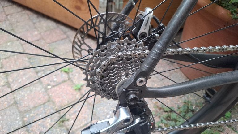 Used Neutrino full Carbon Custom SRAM Red eTap 2022 Road & Gravel, Black — image 9 of 23