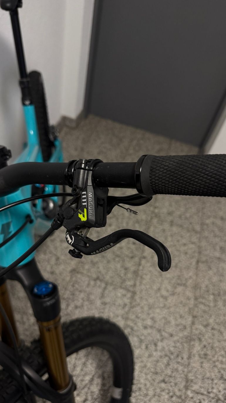 Tweedehands YT Industries Capra CORE 4 MX 2022 2022 Mountainbike — afbeelding 9 van 11