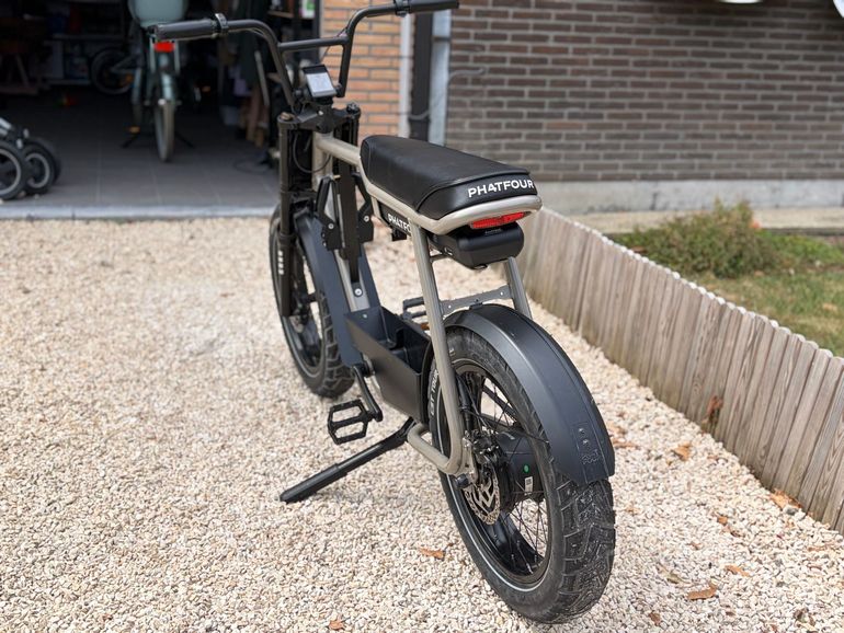 Gebrauchtes Phatfour FLX + Belt drive 2025 Urban, Hellgrau — Bild 3 von 11