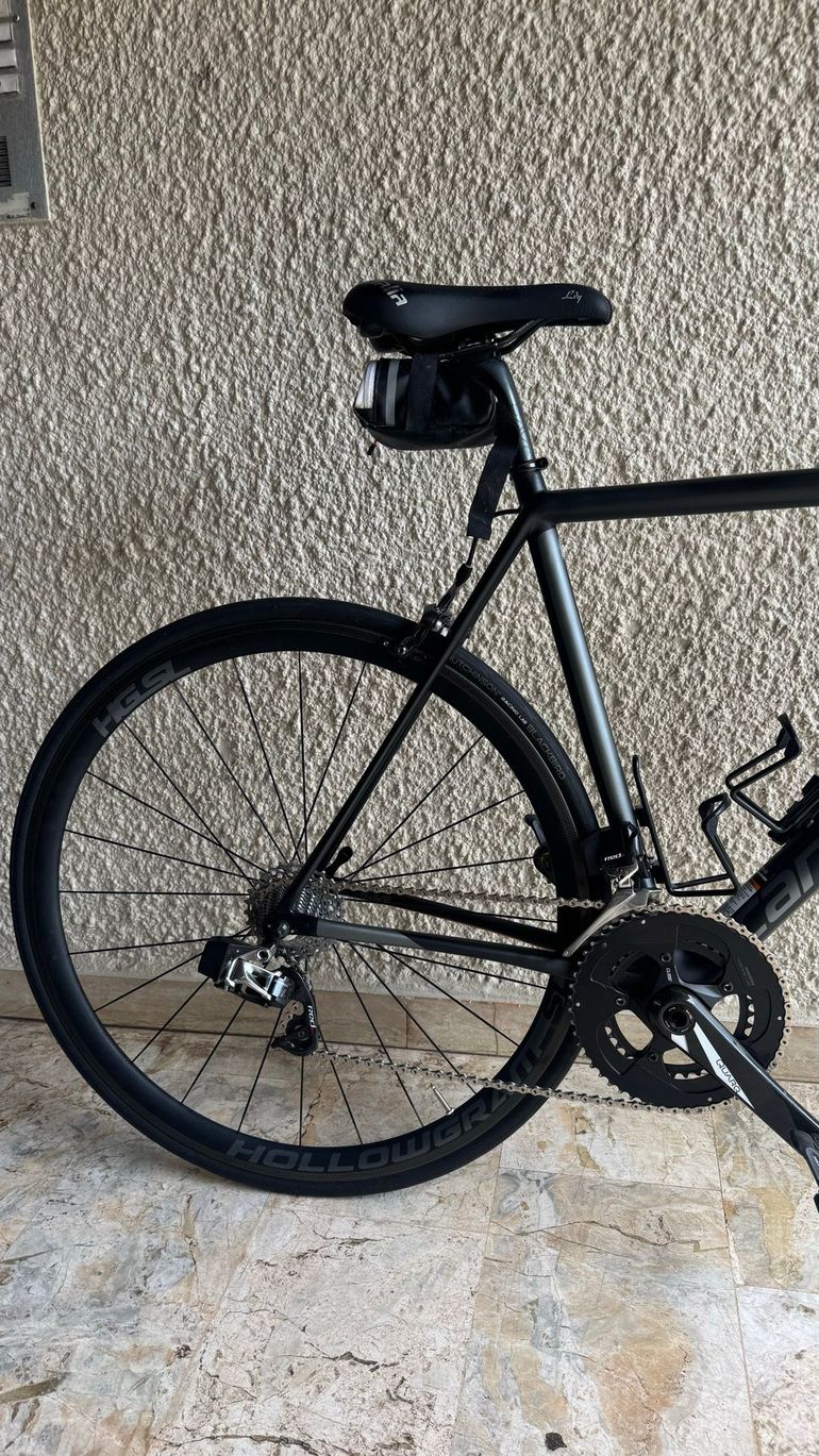 Używany Cannondale SuperSix EVO SRAM Red eTap AXS 2019 Road & Gravel — zdjęcie 4 z 7