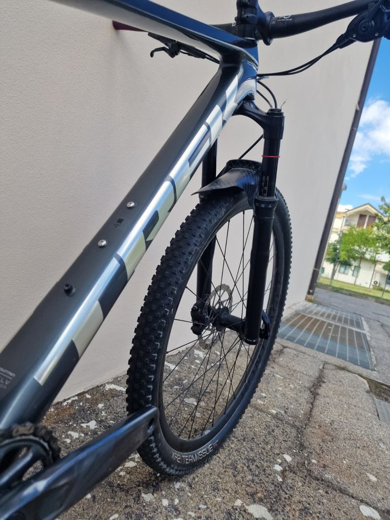 Tweedehands Trek Procaliber 9.7 2021 2021 Mountainbike — afbeelding 4 van 9