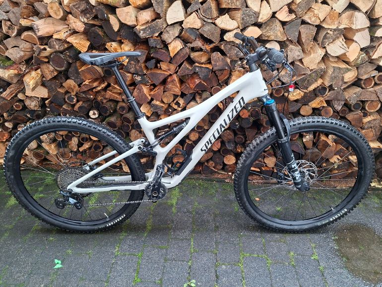 Used Specialized Stumpjumper Comp 2021 2021 Mountainbike, White, 29 — image 6 of 7