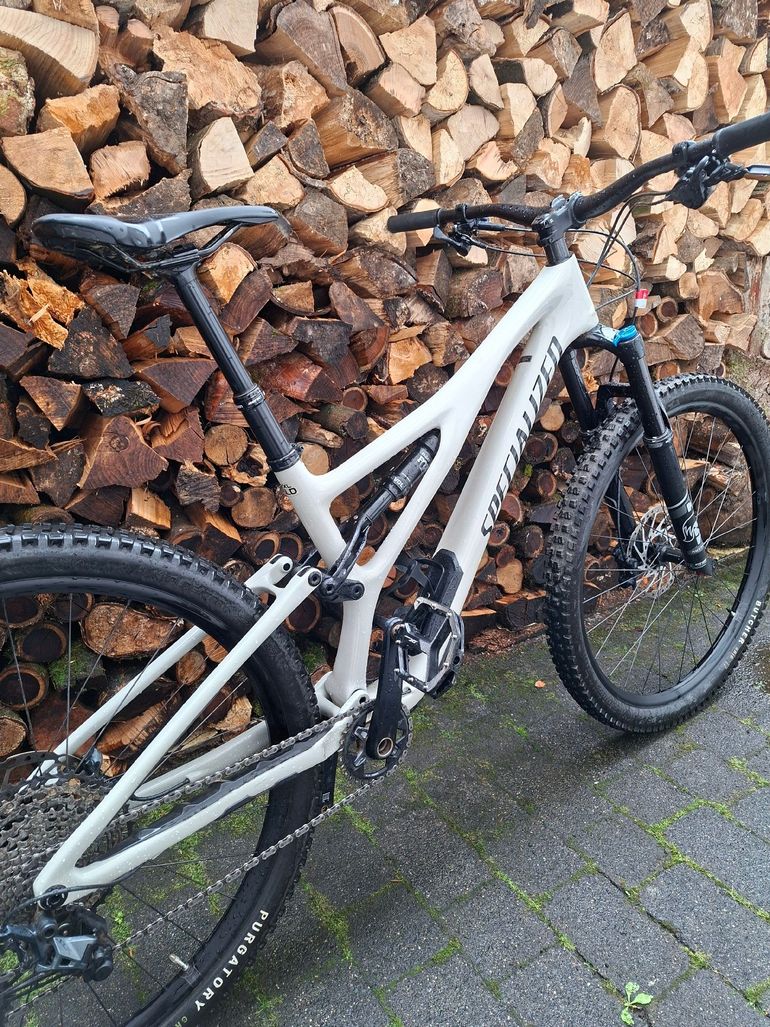 Used Specialized Stumpjumper Comp 2021 2021 Mountainbike, White, 29 — image 5 of 7