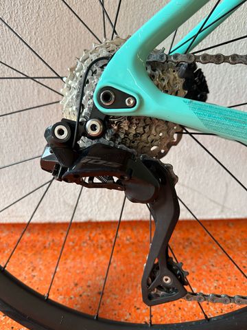 Brugt Bianchi Sprint Shimano 105 Di2 2023 Road & Gravel — billede 5 af 7