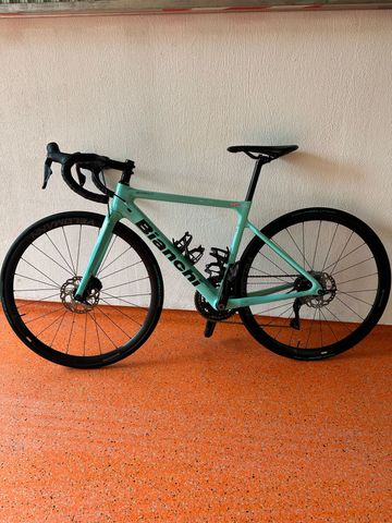 Brugt Bianchi Sprint Shimano 105 Di2 2023 Road & Gravel — billede 2 af 7