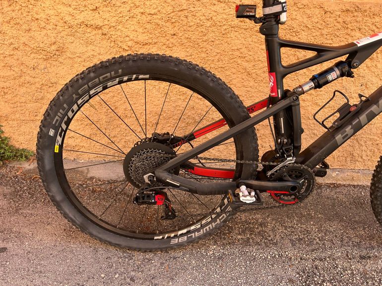 Used B’TWIN Custom SRAM Red eTap AXS 2014 Mountainbike, Black — image 3 of 6