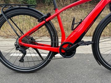 Used Specialized Vado 2022 Urban, Red — image 3 of 9