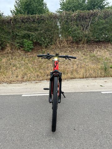 Used Specialized Vado 2022 Urban, Red — image 4 of 9