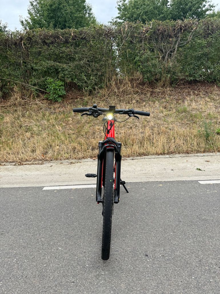 Used Specialized Vado 2022 Urban, Red — image 4 of 9