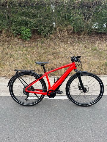 Used Specialized Vado 2022 Urban, Red — image 1 of 9