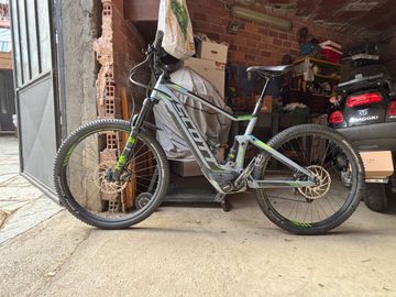 Used Scott E-Spark 730 2018 2018 Mountainbike, Light Gray, 27.5 — image 2 of 12