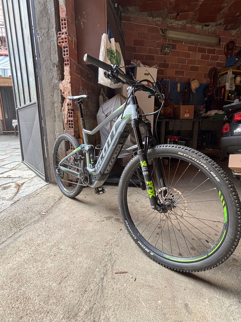 Used Scott E-Spark 730 2018 2018 Mountainbike, Light Gray, 27.5 — image 3 of 12