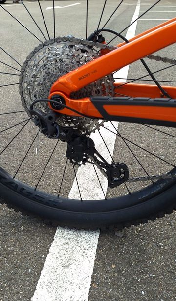 Gebrauchtes Trek Slash 7 Gen 5 2022 2022 Mountainbike, Orange, 29 — Bild 3 von 7
