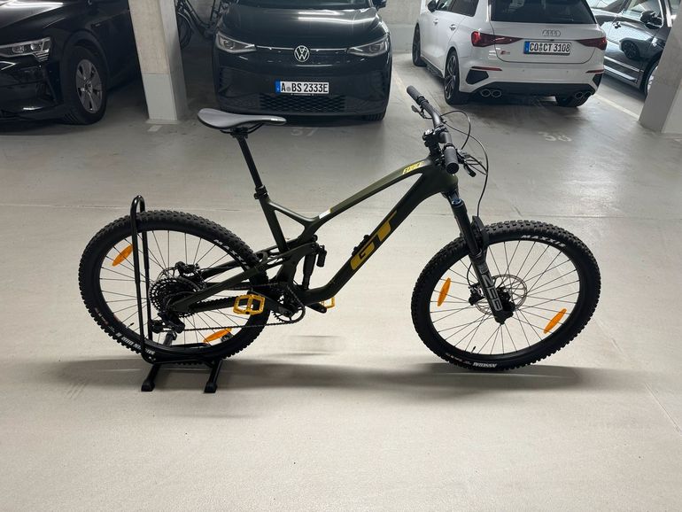 Used GT Force Carbon Pro 2021 2021 Mountainbike, Green, 29 — image 13 of 18