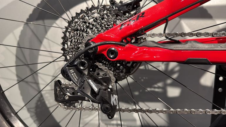 Gebrauchtes Specialized Turbo Levo 2020 2020 Mountainbike, Rot, 29 — Bild 7 von 13