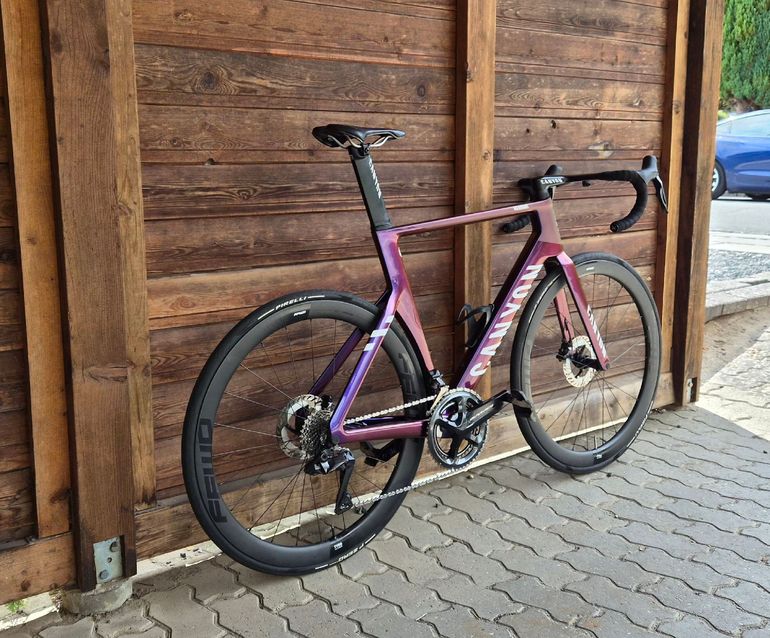 Použité Canyon Aeroad CFR Di2 2024 2024 Road & Gravel — obrázek 4 z 6