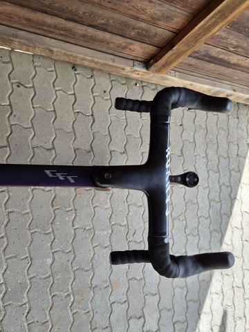 Použité Canyon Aeroad CFR Di2 2024 2024 Road & Gravel — obrázek 6 z 6
