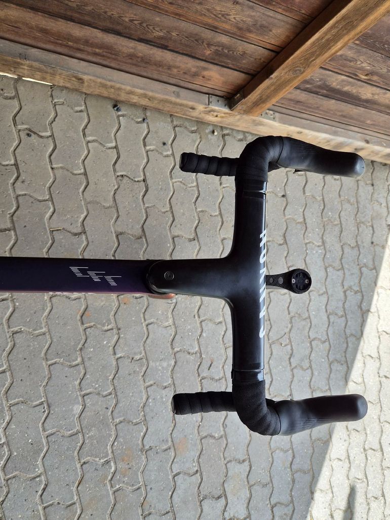 Použité Canyon Aeroad CFR Di2 2024 2024 Road & Gravel — obrázek 6 z 6