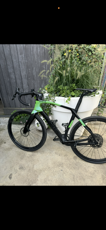 Used Pinarello Grevil 2022 2022 Road & Gravel, Black — image 2 of 7