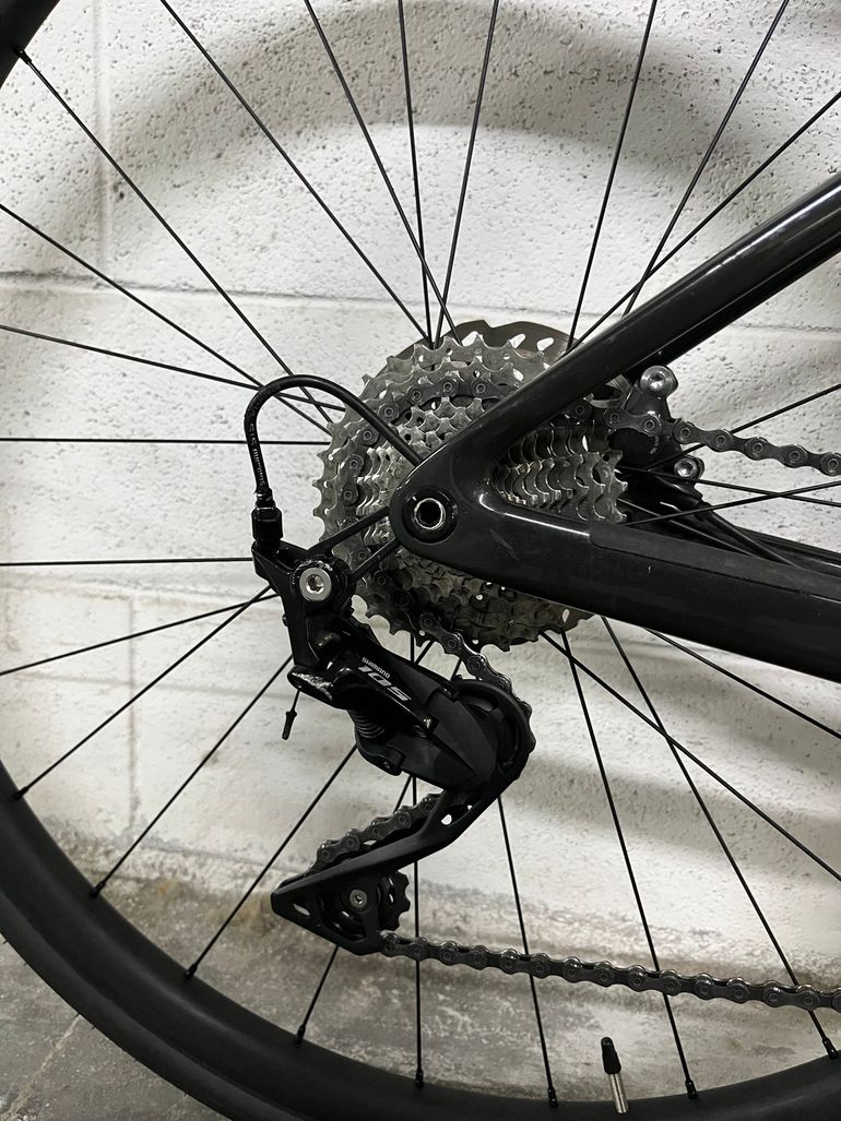 Scott Addict 30 2022 2022 Road & Gravel usato, Rosso — immagine 9 di 10