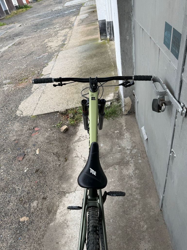 Brugt Canyon Spectral CF 2022 custom 2022 Mountainbike — billede 9 af 9