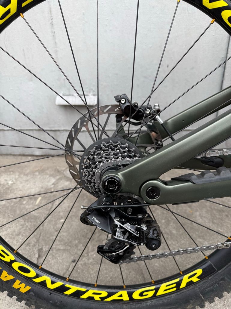 Brugt Canyon Spectral CF 2022 custom 2022 Mountainbike — billede 4 af 9