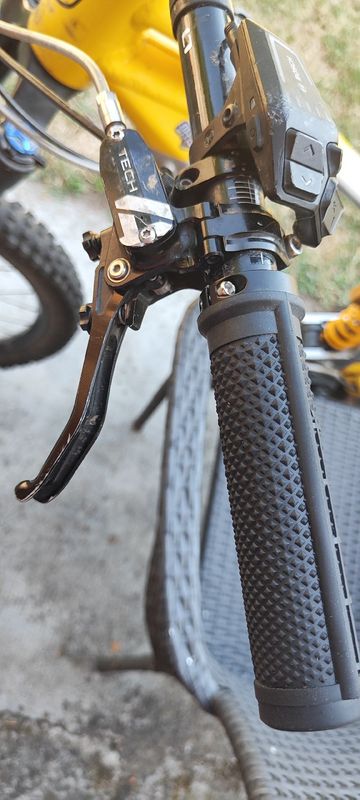 Used Mondraker LEVEL RR 2022 2022 Mountainbike, Light Gray, 29 — image 8 of 8