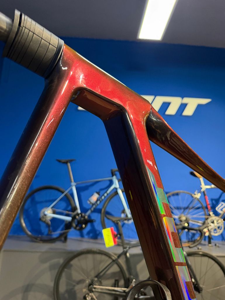 Używany Giant TCR Advanced SL 0 Red 2025 Frameset 2025 Road & Gravel — zdjęcie 12 z 14