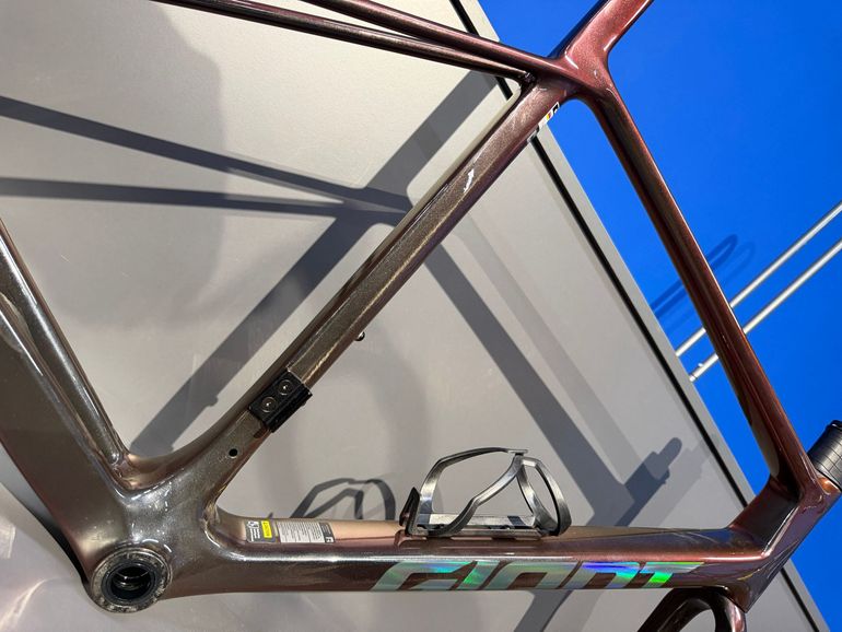Używany Giant TCR Advanced SL 0 Red 2025 Frameset 2025 Road & Gravel — zdjęcie 11 z 14