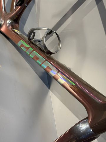 Używany Giant TCR Advanced SL 0 Red 2025 Frameset 2025 Road & Gravel — zdjęcie 4 z 14